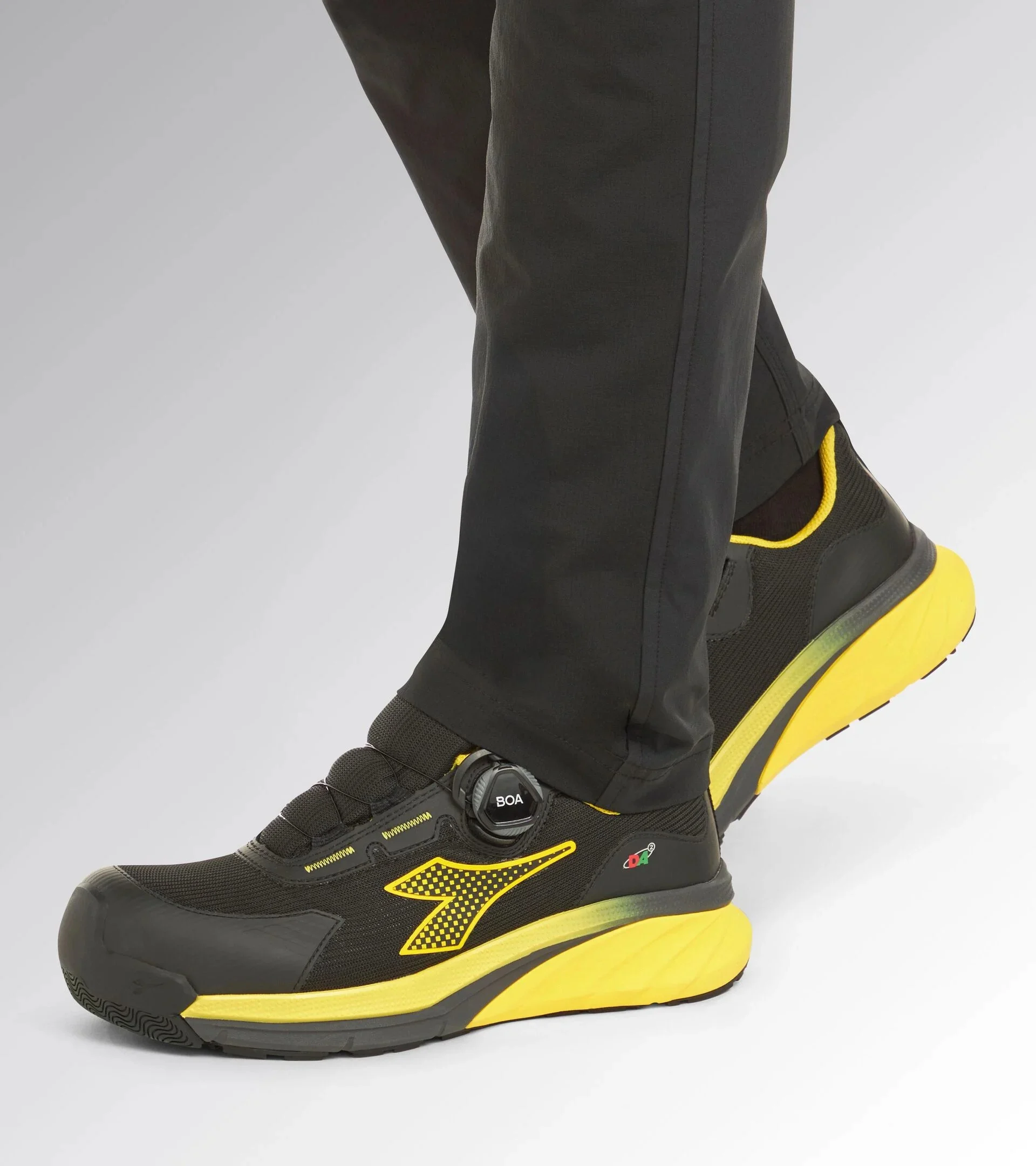 imgi_43_701.182332_C0401_10_HR imgi_43_701.182332_C0401_10_HR